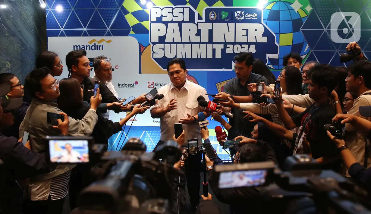 Direktur SCM, Harsiwi Achmad mengatakan bahwa SCM dalam hal ini ditunjuk kembali sebagai partner dari PSSI untuk seluruh pertandingan Timnas Indonesia yang diselenggarakan oleh PSSI. (Liputan6.com/Angga Yuniar)