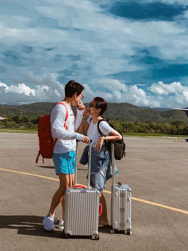 Jarang Tersorot, Ini 5 Potret Manis Amanda Rawles dengan Sang Kekasih