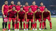 Para pemain Timnas Indonesia foto bersama sebelum melawan Taiwan pada laga Grup A Asian Games di Stadion Patriot, Jawa Barat, Minggu (12/8/2018). Indonesia menang 4-0 atas Taiwan. (Bola.com/Vitalis Yogi Trisna)