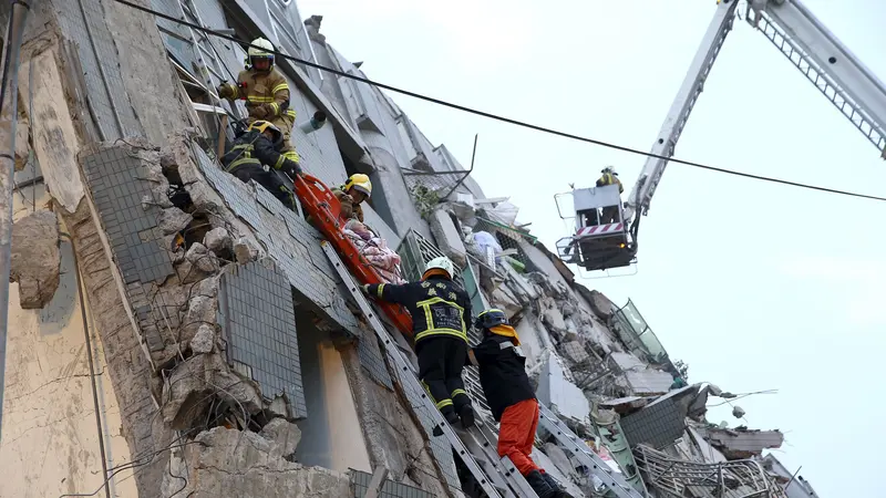 20160206-Gempa-Taiwan-Reuters