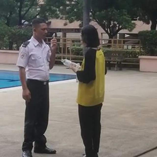 mahasiswi ludahi kolam renang