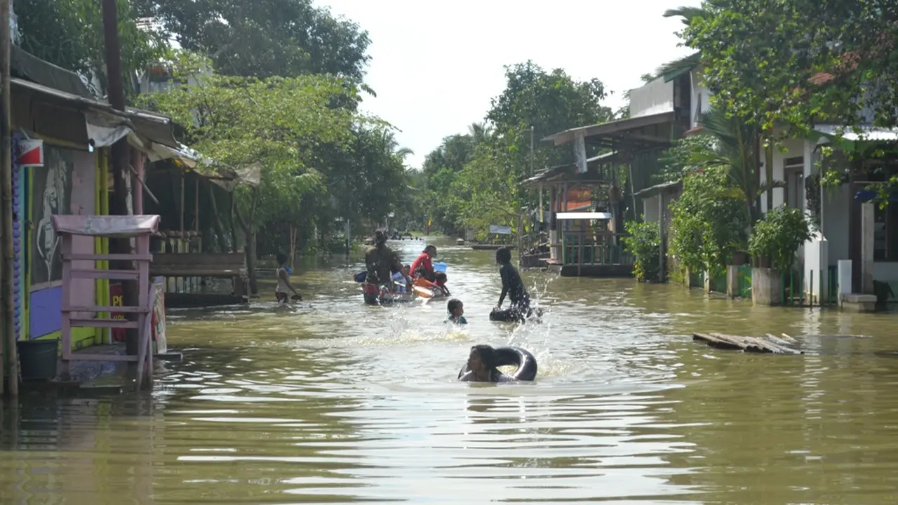 Cilacap Dikepung Banjir dan Longsor Usai Hujan Deras Dua Hari