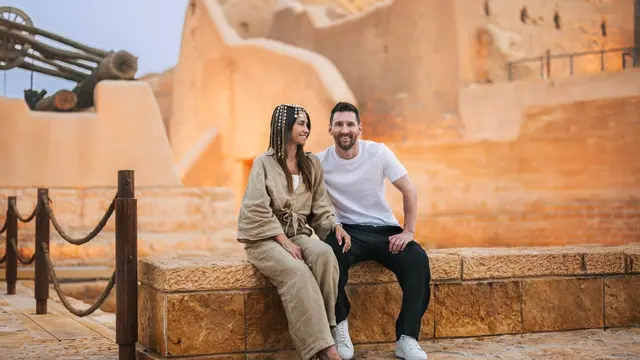 7 Potret Gaya Lionel Messi dan Keluarga Liburan ke Arab Saudi yang Bikin Diskorsing PSG