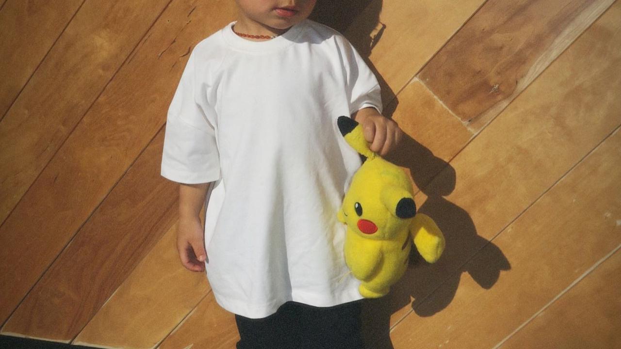 7 Potret Issa Anak Nikita Willy Jalan-Jalan di Amerika, Bikin Gemas Minta Difoto Bareng Sang Ayah