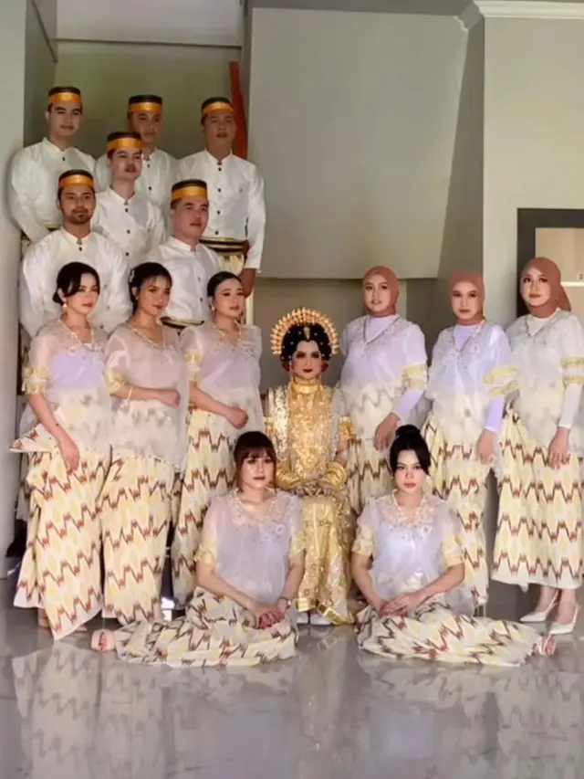7 Potret Pedangdut di Pernikahan Nia LIDA, Lady Rara dan Melly Lee Jadi Bridesmaid