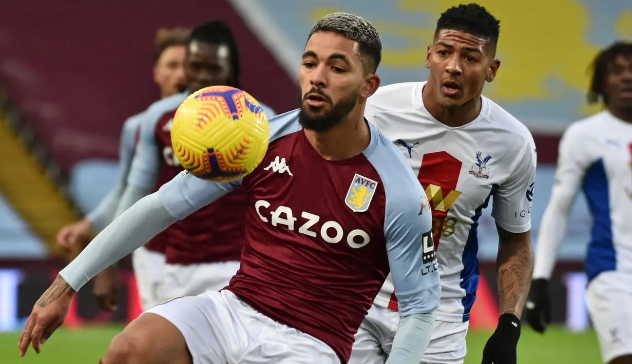 Douglas Luiz telah memasuki musim ketiganya bersama Aston Villa usai dilepas oleh Manchester City. Kualitasnya yang semakin berkembang membuat Luiz dikenal sebagai gelandang yang memiliki kreativitas tinggi. Sejauh ini, ia telah tampil 91 kali dengan mencetak 3 gol dan 8 assist. (AFP/Rui Viera)