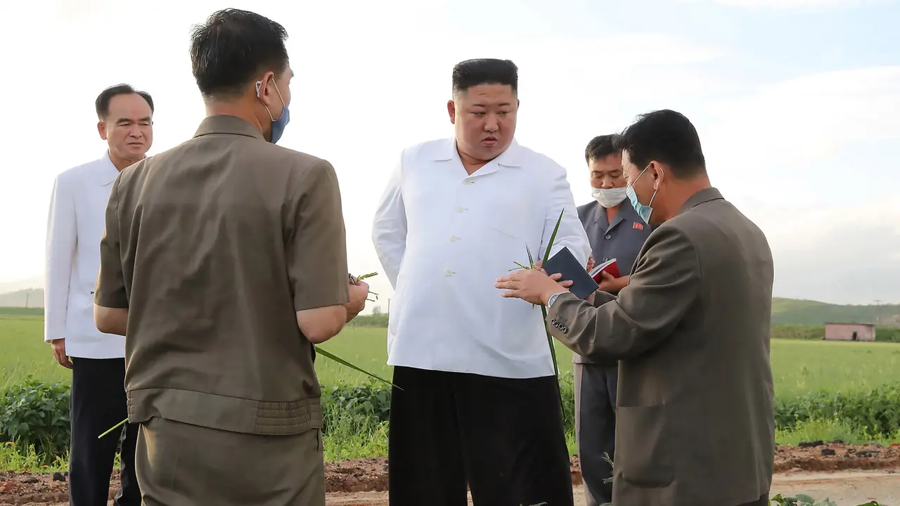 Kim Jong-un Kunjungi Lokasi Bencana Topan