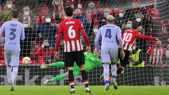 Foto: Hasil Bertolak Belakang di babak 16 Besar Copa Del Rey 2021 / 2022, Barcelona Tumbang, Real Madrid Menang