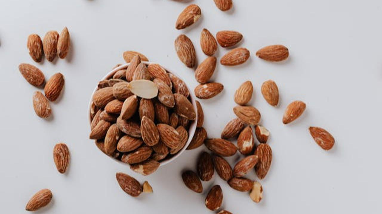 9 Makanan Kaya Biotin untuk Menunjang Kesehatan Rambut dan Kulit