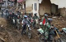 PMK Pastikan Logistik Bencana Aceh Terdistribusi ke Wilayah Sulit Akses dengan Motor Trail