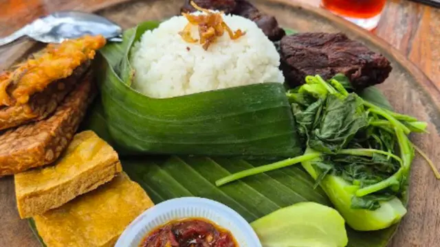 Menu Sunda di Pasir Angin Pas/ Maps Miranti Nurbaninti