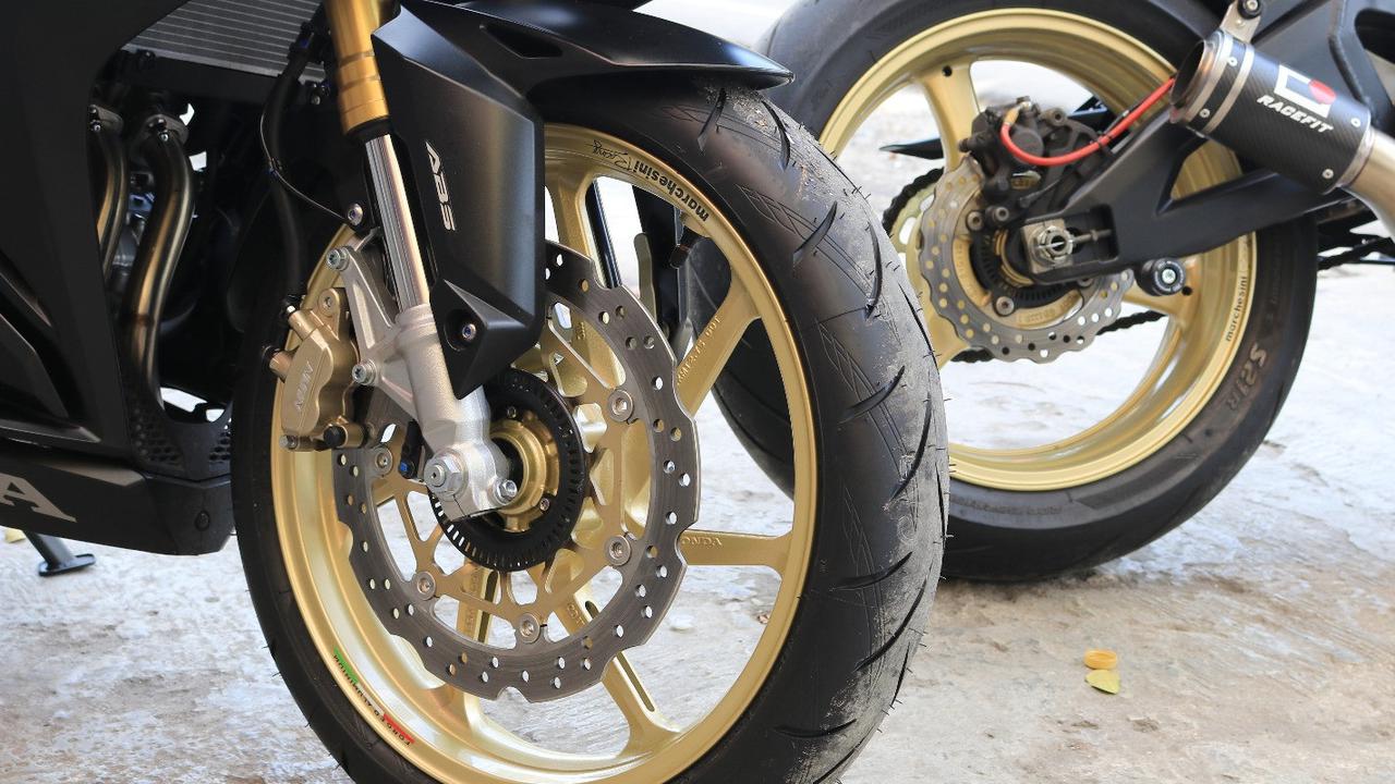 Velg Motor Retak: Faktor Penyebab, Risiko, dan Solusi Mengatasinya