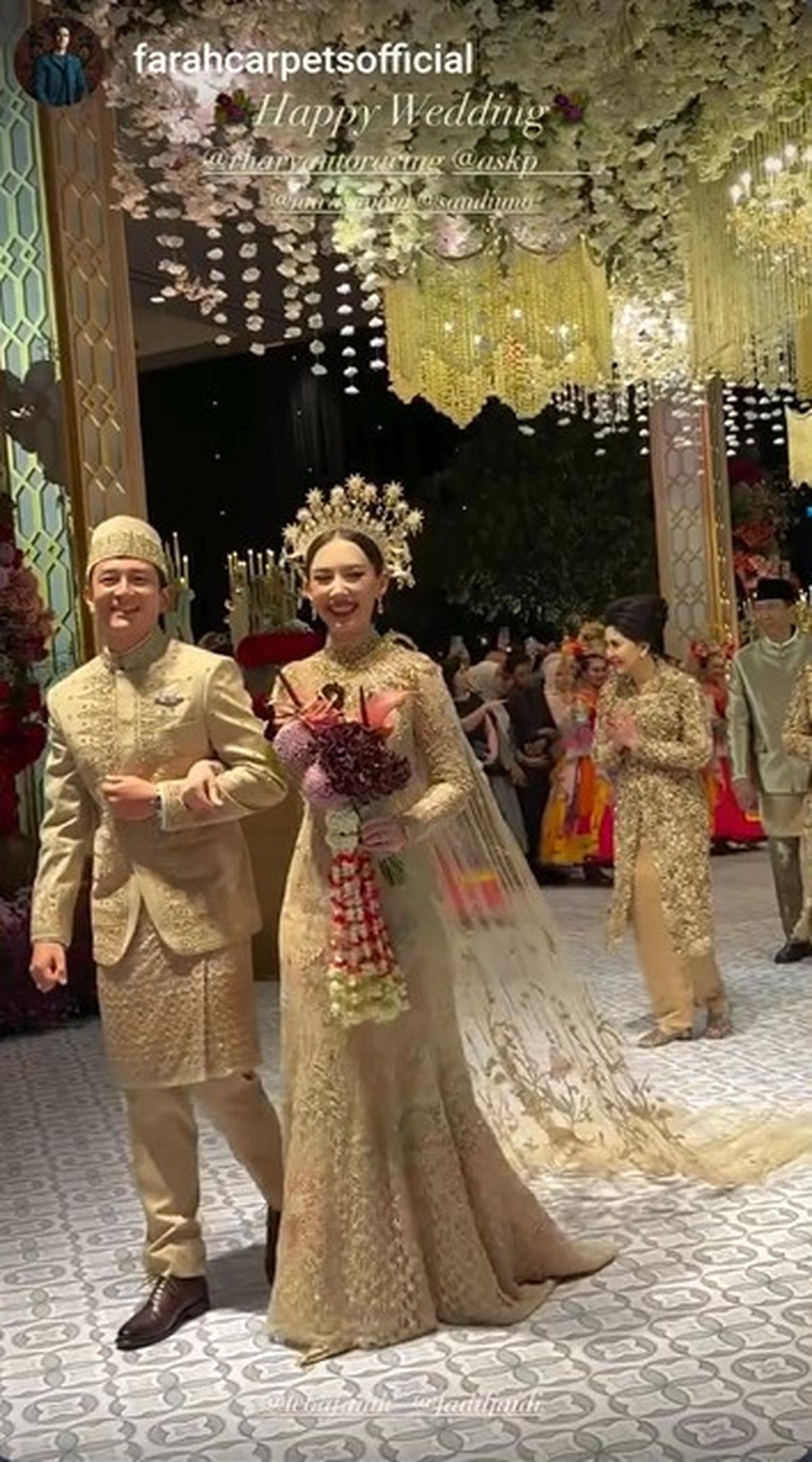 Potret Resepsi Mewah Pernikahan Rio Haryanto dan Athina, Mempelai Berdansa Bernyanyi - Mobil F1 Jadi Sorotan