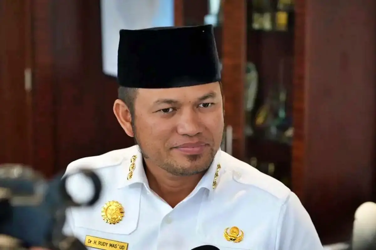 Gubernur Kalimantan Timur, Rudy Mas’ud, menegaskan pentingnya literasi digital agar manfaat akses internet dapat dirasakan secara optimal. (Istimewa)