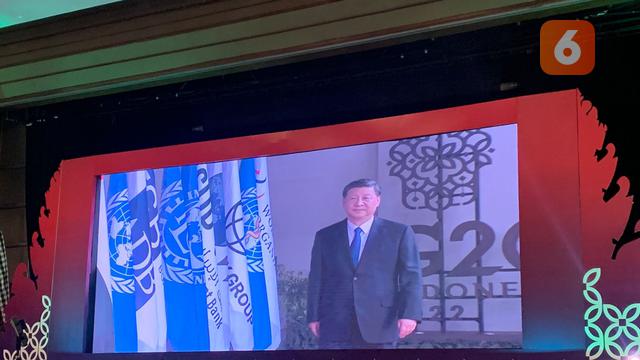 Presiden China Xi Jinping tiba di lokasi penyelenggaraan KTT G20 yakni The Apurva Kempinski, Nusa Dua, Bali pada Selasa (15/11/2022). (Liputan6.com/Benedikta Miranti)