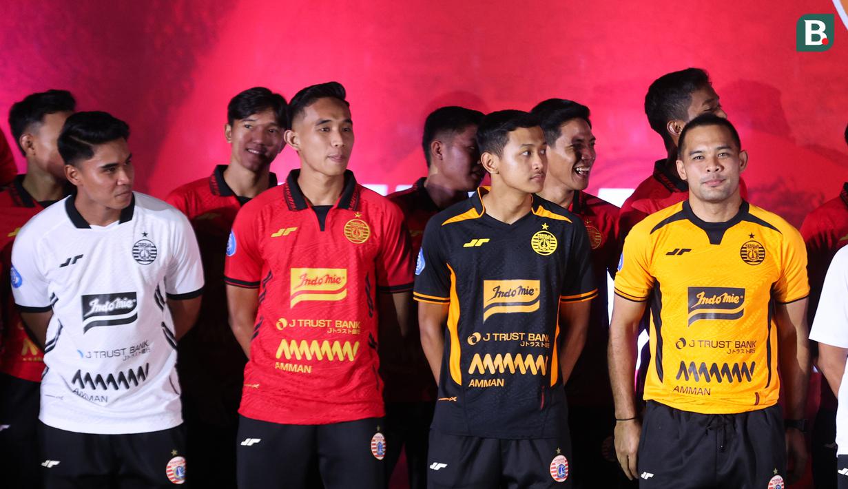 <p>Persija Jakarta&nbsp;melakukan peluncuran skuad menjelang BRI Liga 1 2024/2025. Acara peluncuran itu dilakukan di Jakarta International Stadium (JIS), Rabu (7/8/2024) malam WIB.</p>