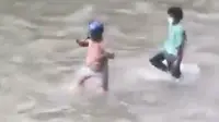 Menteri Keuangan Nepal Ditelanjangi hingga Dikejar Sampai Masuk ke Sungai oleh Demonstran