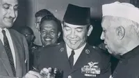 Soekarno bersama Gamal Abdul Nasser dan Jawaharlal Nehru. &copy;2015 Merdeka.com