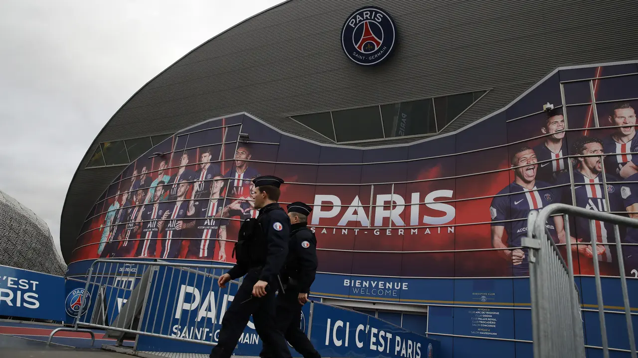 Suasana Markas PSG Jelang Hadapi Dortmund di Leg Kedua Liga Champions