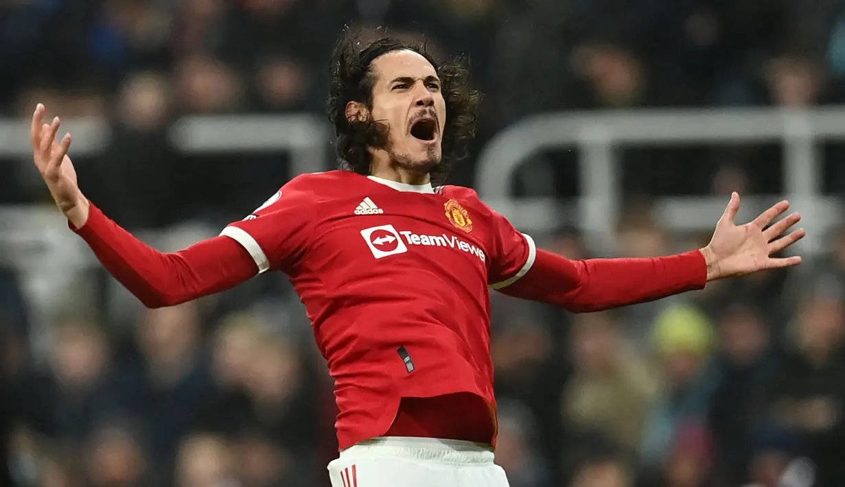 <p>Kontrak Edinson Cavani di Manchester United diketahui akan habis pada musim panas tahun ini. Ia juga dilaporkan akan meninggalkan klub. Mengingat peranannya yang begitu penting sebagai penyerang yang serba bisa di dua musim sebelumnya, MU tentu memiliki tugas berat untuk mencari pengganti 'El Matador'. Berikut 5 kandidatnya. (AFP/Paul Ellis)</p>