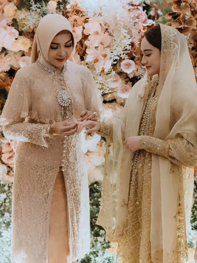 Pertunangan Salshabilla Adriani dan Ibrahim Risyad. [@morden.co]