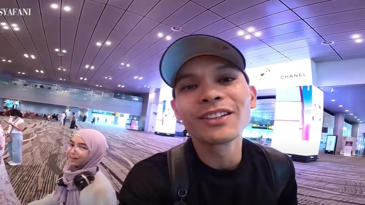 Momen Marshanda dan Ben Kasyafani Bersama, Temani sang Anak Nonton Konser di Singapura