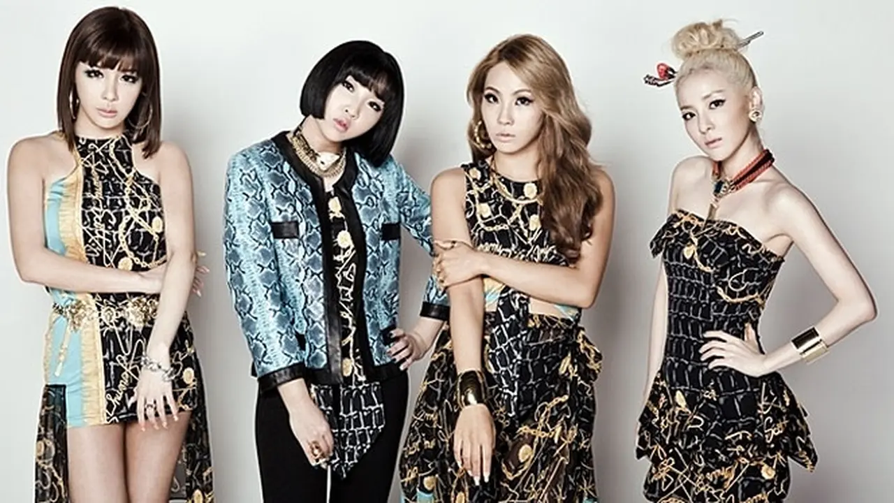 2ne1-131113b.jpg