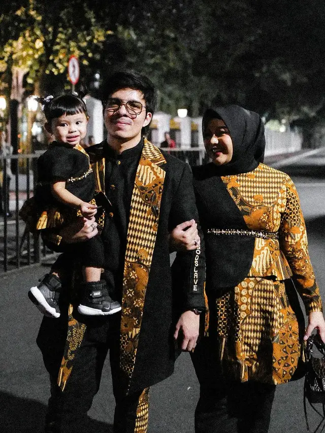 Aurel dan Atta di Acara Istana Berbatik