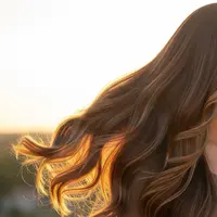 Model Rambut Wanita Panjang Berwarna Tren 2026/AI