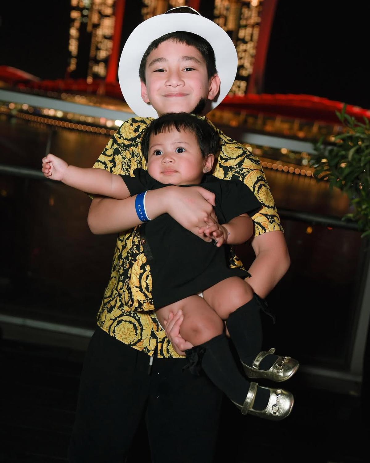 Rebutan Baby Lily, Rafathar Bercanda Sebut Rayyanza Anak Sus Rini