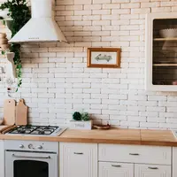 Manfaat memasang exhaust fan yang baik untuk ruangan di dalam rumah (foto: Pexels/Dmitry Zvols)