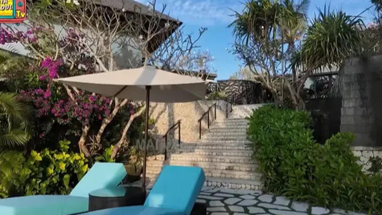 Mewah, Potret Taman Belakang dan Kolam Renang Villa Maia Estianty di Bali dengan Sentuhan Tropis