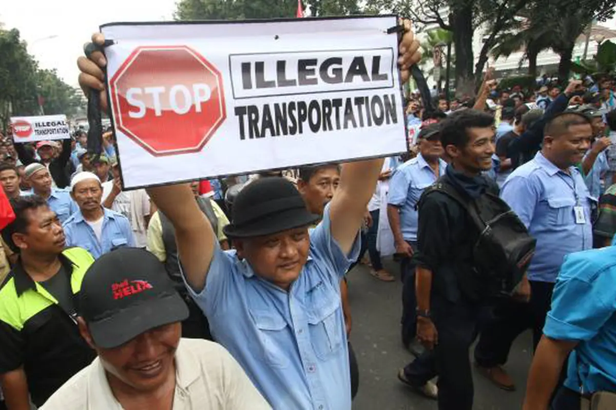Polda Metro Jaya Tetapkan Delapan Tersangka Ricuh Demo Taksi