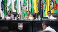 Mendagri dalam Rapat Koordinasi (Rakor) Pengendalian Inflasi Daerah yang berlangsung secara hybrid dari Sasana Bhakti Praja, Kantor Pusat Kementerian Dalam Negeri (Kemendagri), Jakarta, Selasa (24/1/2023).