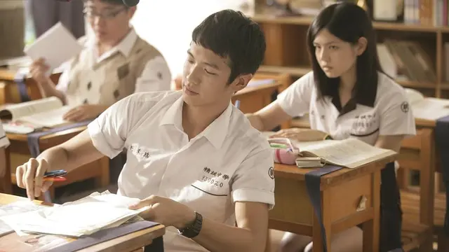 You Are the Apple of My Eye (2011)