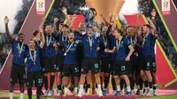 Inter Milan berhasil menambah gelar mereka pada musim ini dengan menyabet juara Coppa Italia pada Rabu (13/05/2026) malam waktu setempat. (AP Photo/Andrew Medichini)