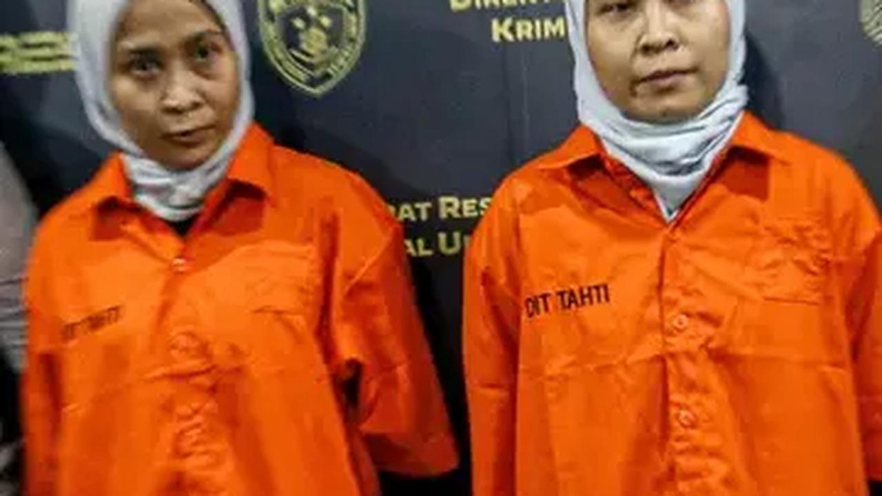 Sejumlah barang mewah yang telah disita itu digunakan oleh kedua tersangka untuk gaya hidup hedonnya sehari-hari.