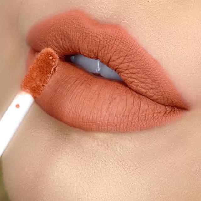 Inspirasi Warna Lipstick Berdasarkan Zodiak (sumber: beautylish)