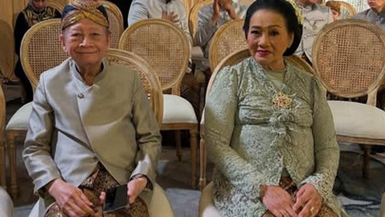 Potret Eyang Al Ghazali Hadir di Pernikahan Sang Cucu, Tulis Nasehat yang Bikin Terenyuh