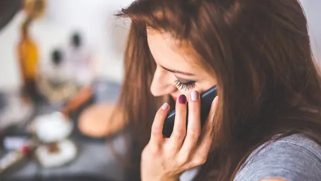 Menelpon Orang yang Kamu Percaya