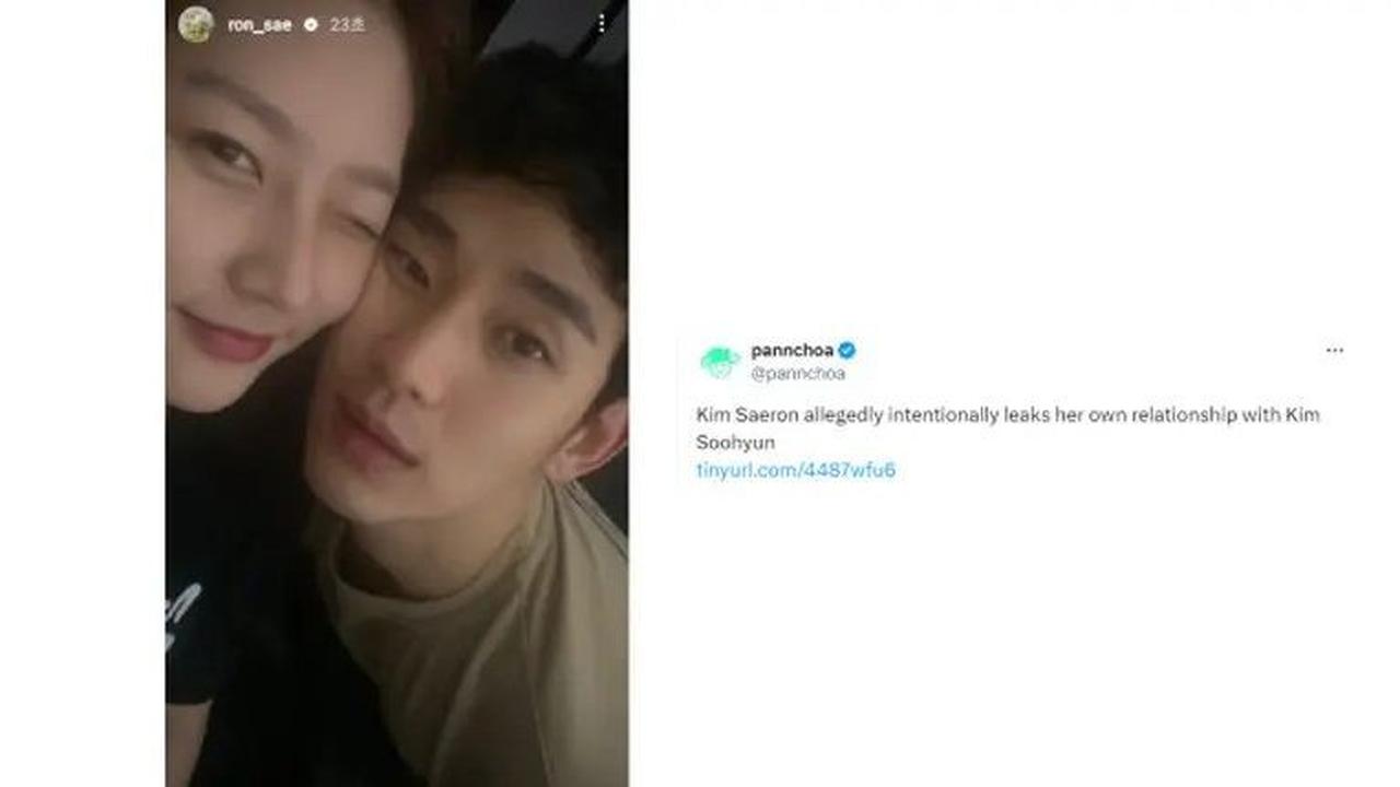 Dalam foto yang viral, Kim Sae Ron dan Kim Soo Hyun terlihat menatap kamera dengan akrab, menyentuh pipi satu sama lain.
