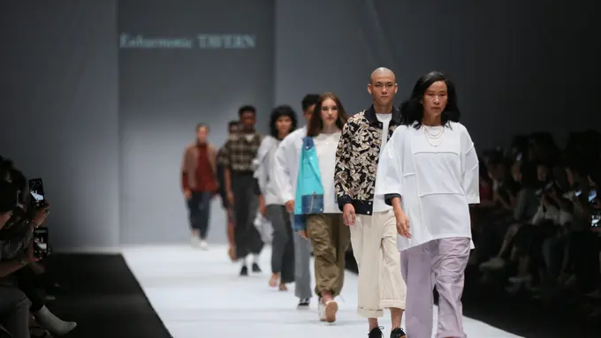 [Fimela] rakuten fashion week tokyo, Enharmonic Tavern