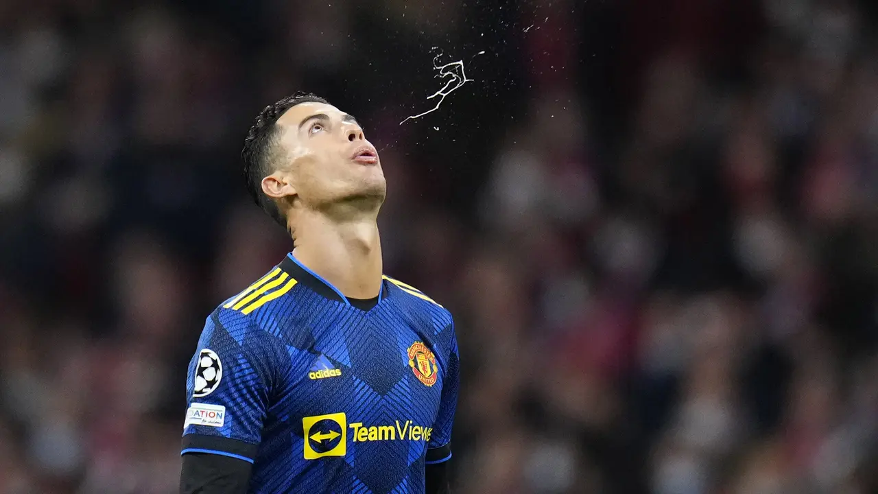 Foto: Frustrasinya Cristiano Ronaldo Dibuat Tak Berkutik Atletico Madrid, Empat Kali Hattricknya Tak Berbekas