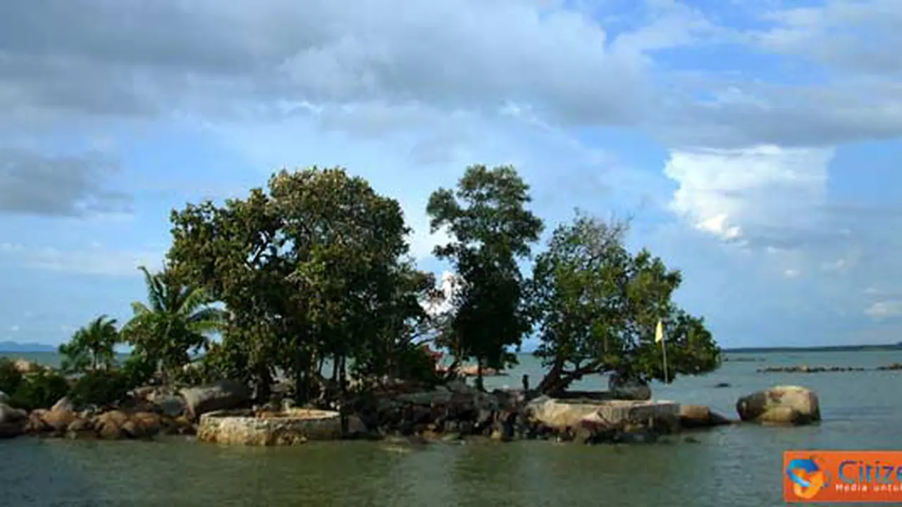 p110612ccitizenpulau.jpg