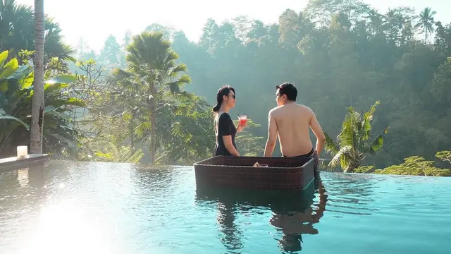 Setahun Menikah, Ini 6 Potret Mesra Bintang FTV Imaz Fitri dan Suami