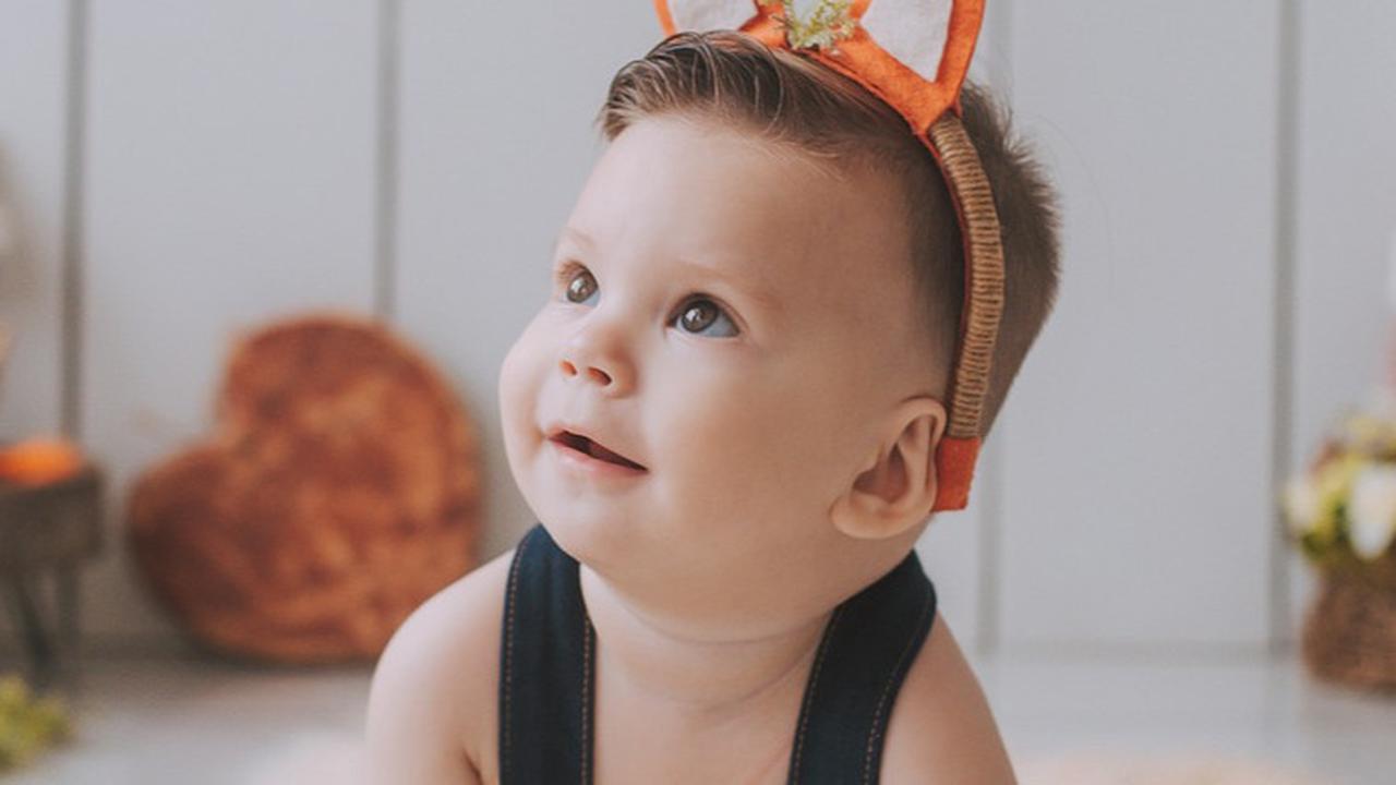 7 Manfaat Tummy Time untuk Bayi, Melatih Motorik hingga Meredakan Kembung