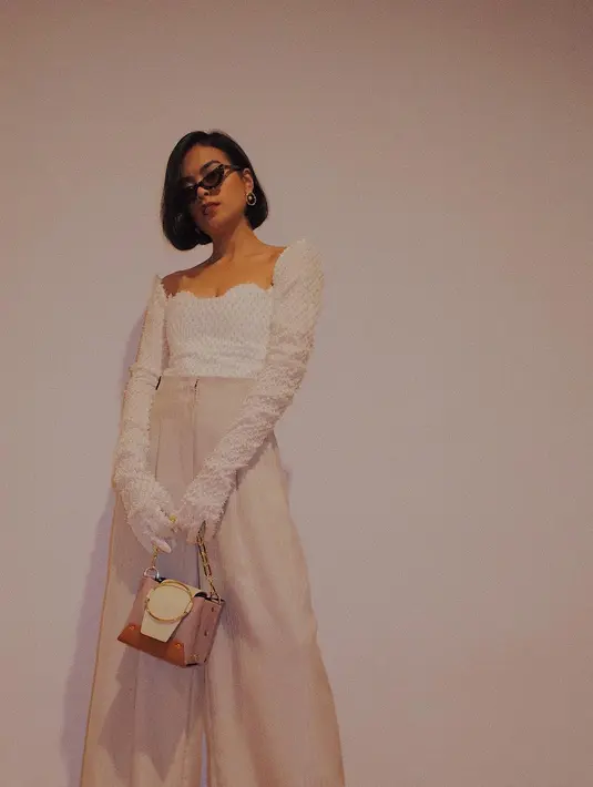 (Instagram/evacelia)