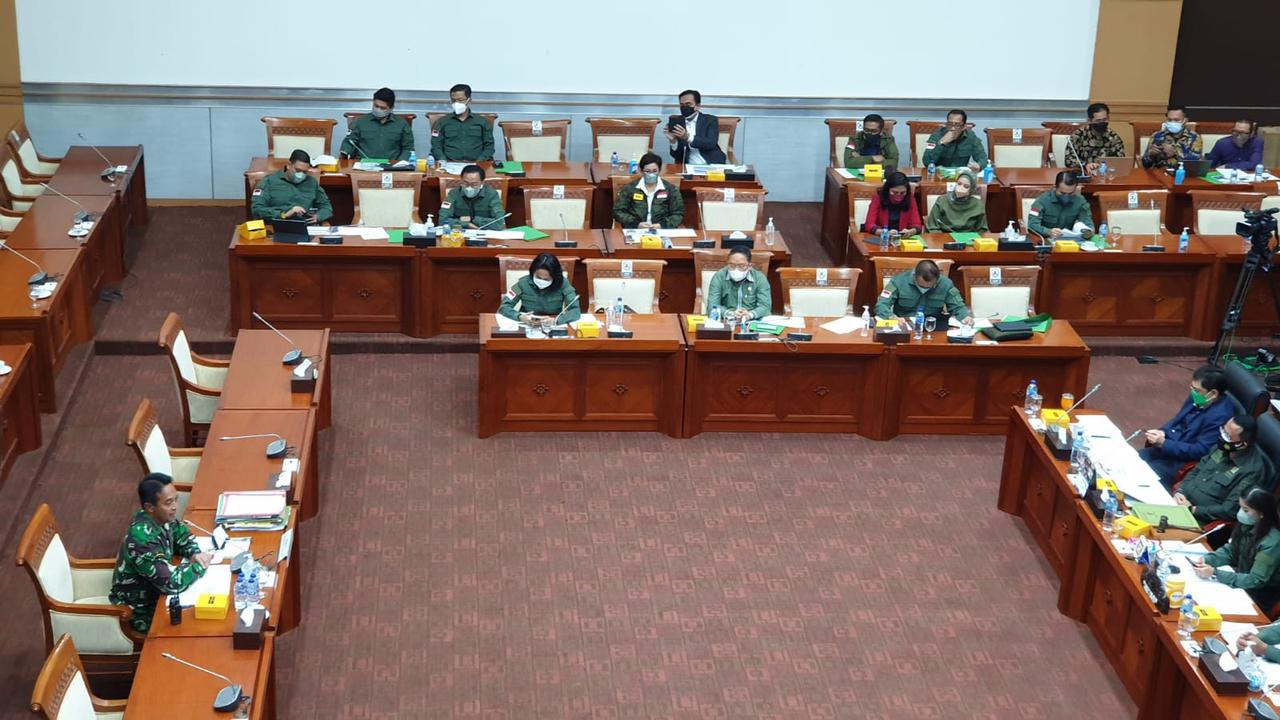Kepada Staf Angkatan Darat (KSAD) Jenderal Andika Perkasa bersiap menjalani uji kelayakan dan kepatutan calon Panglima TNI di Gedung DPR RI, Jakarta.