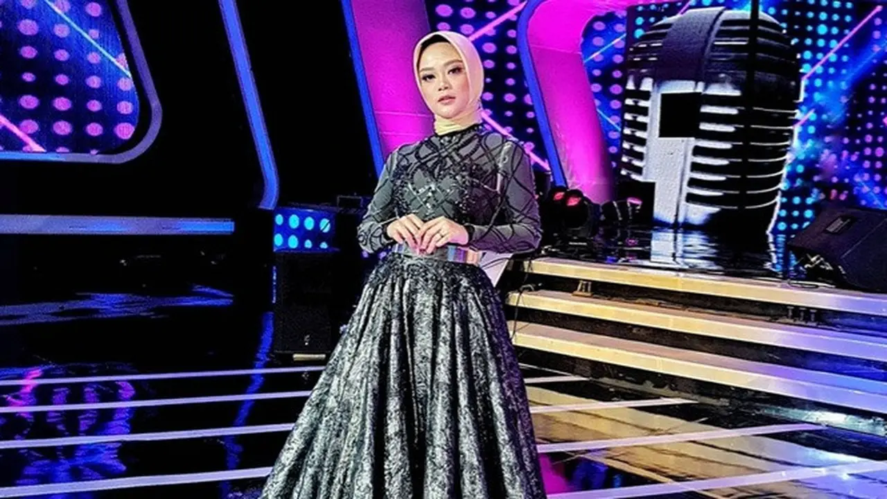 7 Potret Agnes Cefira Pop Academy saat di Luar Panggung, Memesona