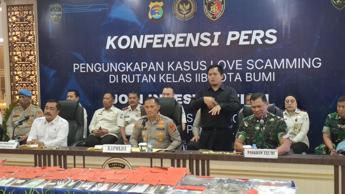 Ratusan Napi Diduga Jalankan Penipuan Seks Online dari Balik Penjara